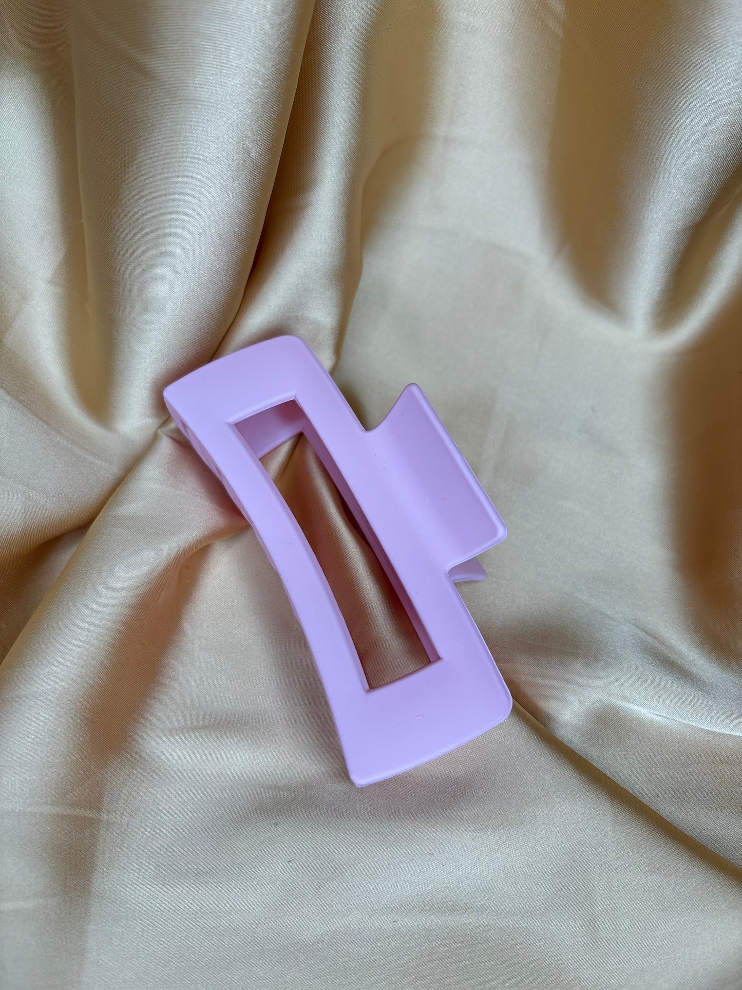 Large claw clip